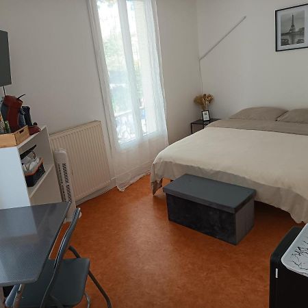 Chambre Privee A Arcueil - Cachan Luaran gambar